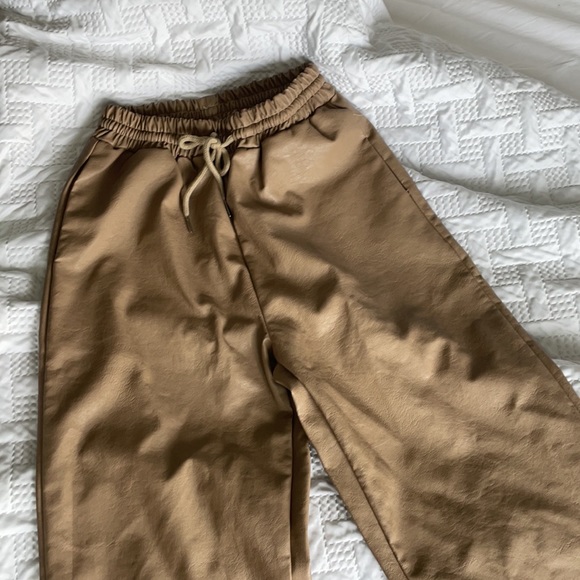 petite faux leather joggers - Picture 2 of 5